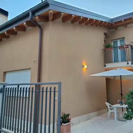 Villino Maria Pia, In Villino In Centro Storico LʼAquila