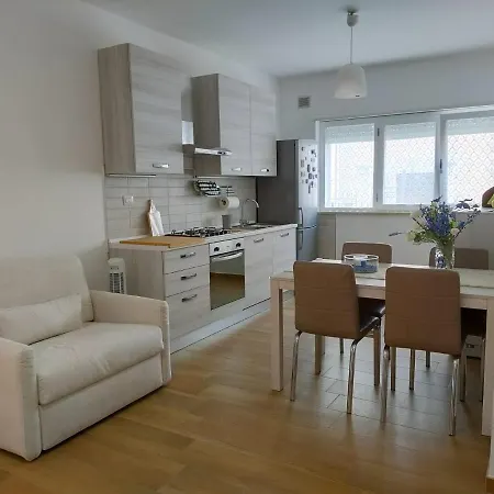 Semesterbostad Villino Maria Pia, In Villino In Centro Storico *