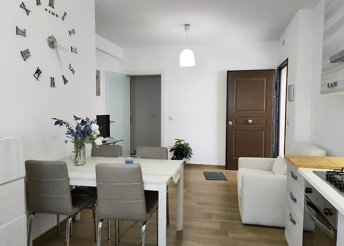 Villino Maria Pia, In Villino In Centro Storico Vakantiehuis LʼAquila